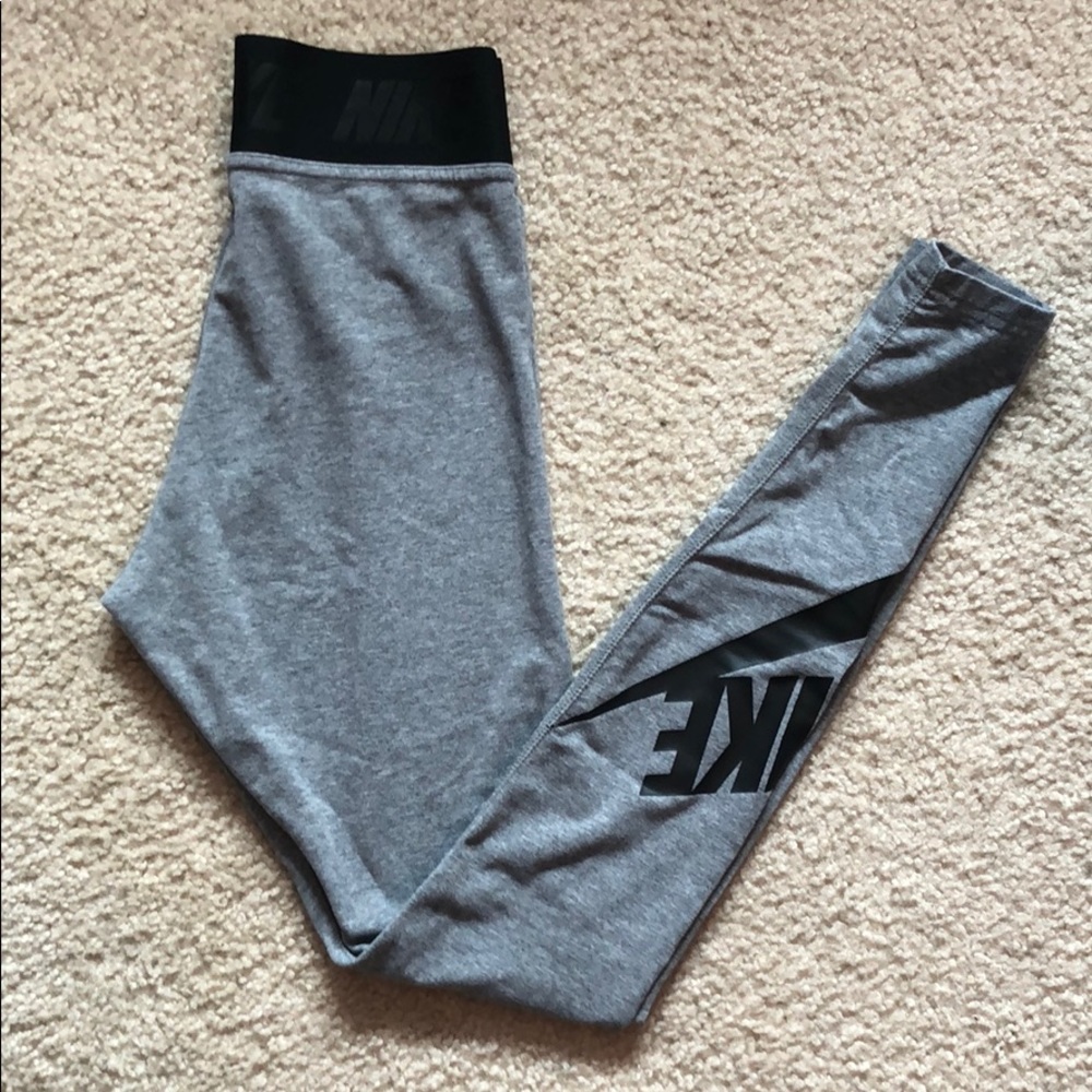 Nike leggings